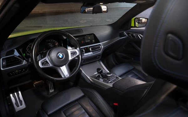 BMW 430i cabrio (Lime Green), 2023