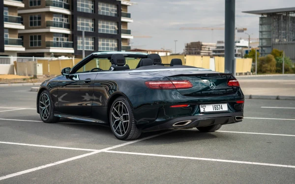 Mercedes E200 Cabrio (Grün), 2022
