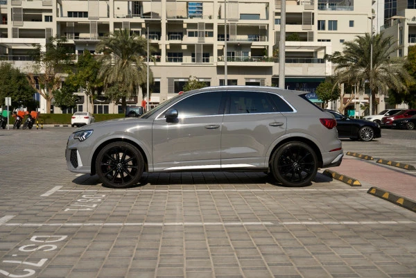 Audi RSQ3 (Grey), 2022