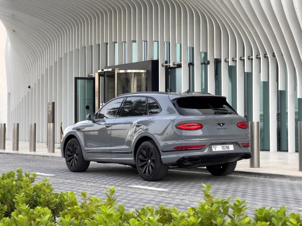 Bentley Bentayga (Grey), 2021