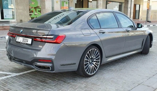 BMW 750 Li M (Grey), 2020
