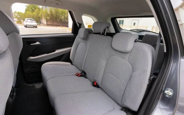 Chevrolet Captiva (Grigio), 2024