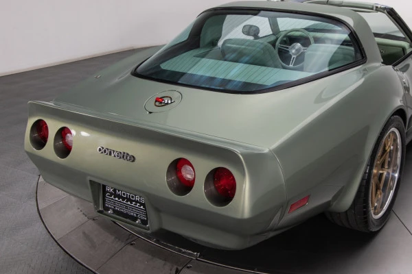 Chevrolet Corvette (Grey), 1982