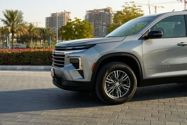 Chevrolet Traverse (Grey), 2025