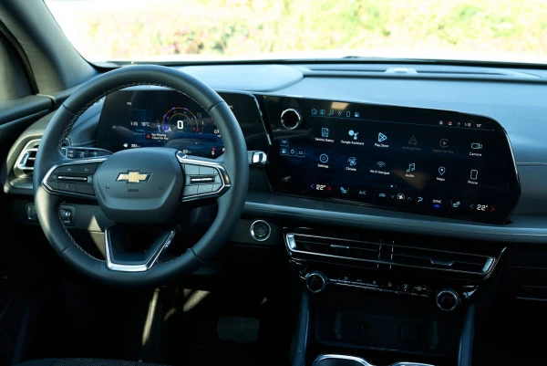 Chevrolet Traverse (Grey), 2025