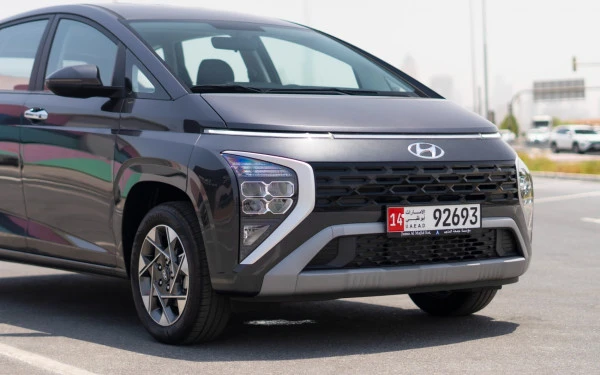 Hyundai Stargazer (Grey), 2024