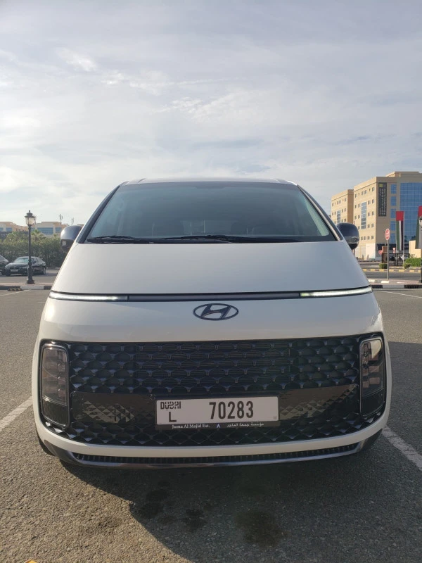 Hyundai Staria 9S LUXE (Grey), 2024