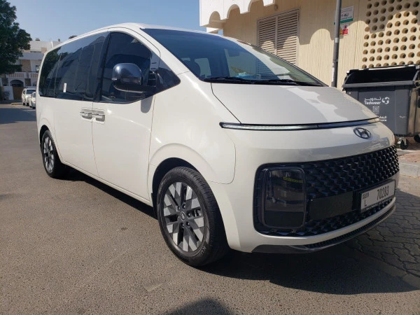 Hyundai Staria 9S LUXE (Grey), 2024