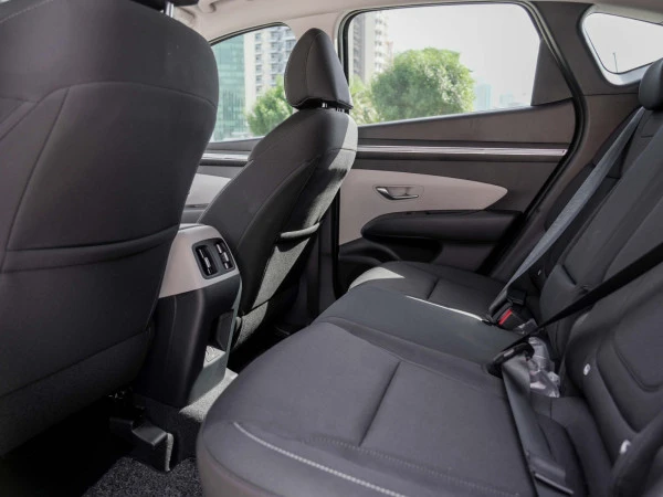 Hyundai Tucson (Grey), 2023