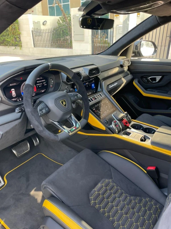 Lamborghini Urus Capsule (Grey), 2021