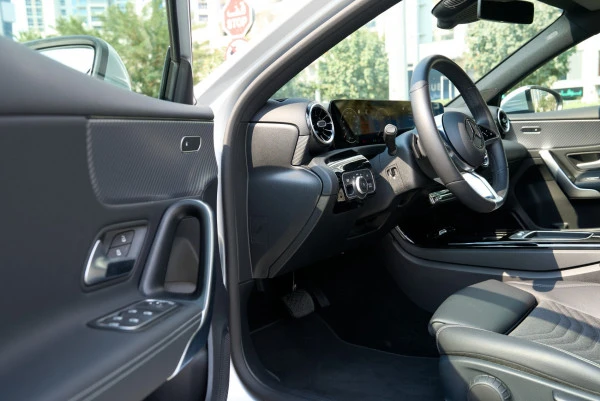Mercedes A180 (Grey), 2023