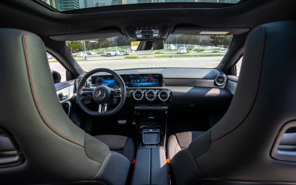 Mercedes A200 (Grey), 2025