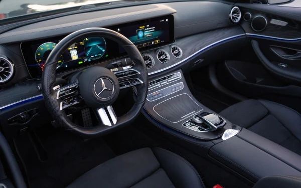 Mercedes E200 Cabrio (Dark Grey), 2022