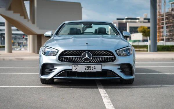 Mercedes E200 Cabrio (Grau), 2022