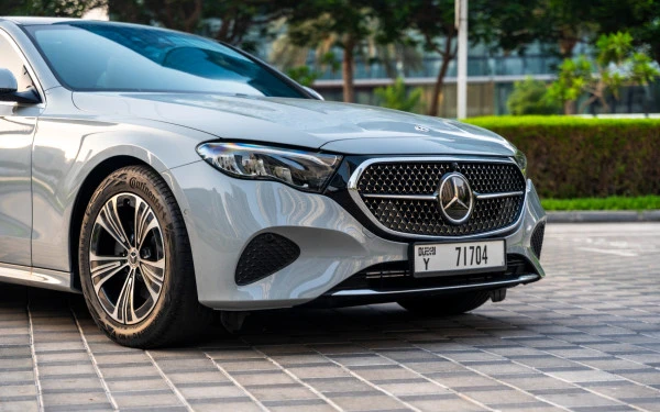 Mercedes E200 (Grey), 2025