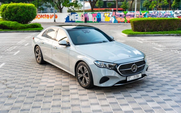 Mercedes E200 (Grey), 2025