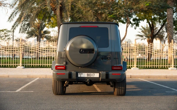 مرسيدس G63 AMG (اللون الرمادي), 2022