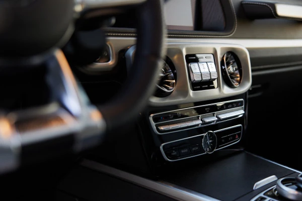 Mercedes G63 AMG (Grey), 2023