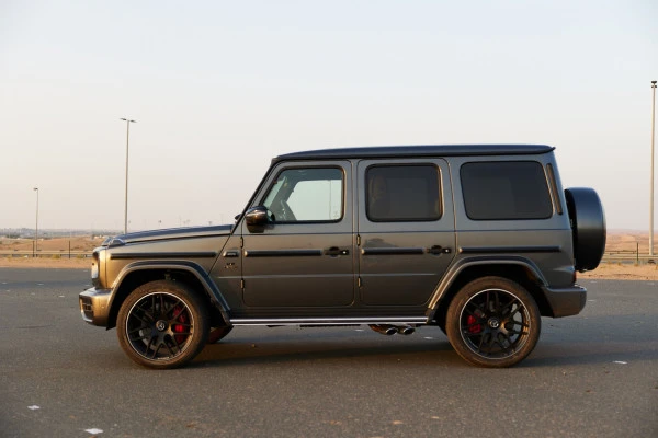 Mercedes G63 AMG (Grey), 2023