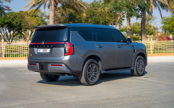 Nissan Patrol Platinum V6 (Grey), 2025