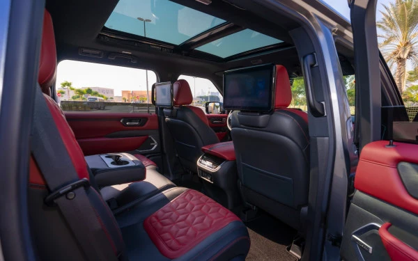 Nissan Patrol Platinum V6 (Grey), 2025