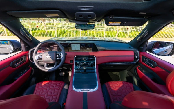 Nissan Patrol Platinum V6 (Grey), 2025
