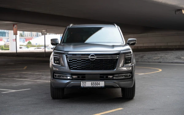 نيسان باترول Platinum V6 (اللون الرمادي), 2025
