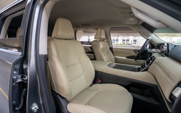 Nissan Patrol SE (Grey), 2025