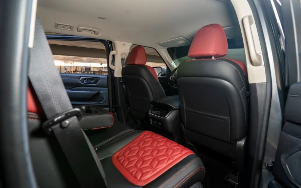 Nissan Patrol V6 (Grey), 2026