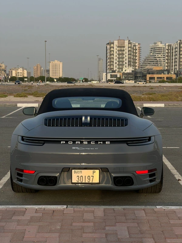 Porsche 911 / Carrera (Grey), 2023
