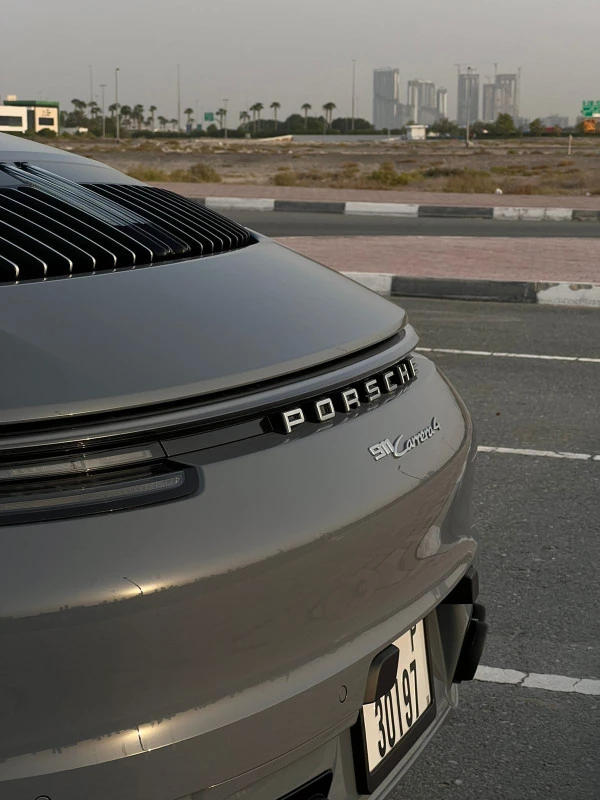 Porsche 911 / Carrera (Grey), 2023