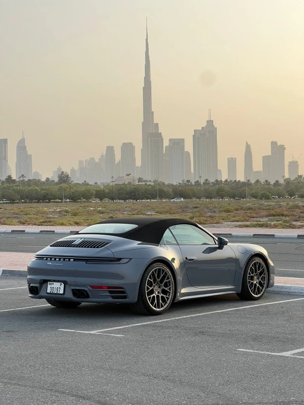 Porsche 911 / Carrera (Grey), 2023