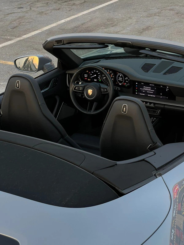 Porsche 911 / Carrera (Grey), 2023