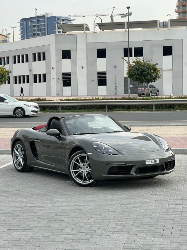 Porsche 911 / Carrera (Grey), 2025