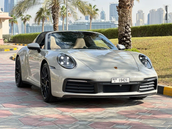 Porsche Targa (Grigio), 2024