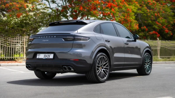 Porsche Cayenne coupe (Grey), 2022