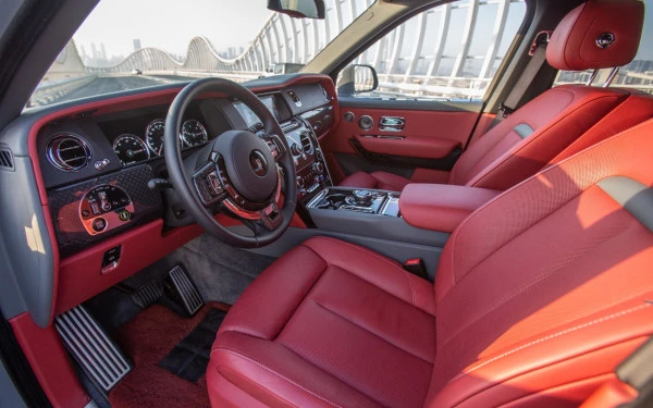 Rolls Royce Cullinan (Grey), 2022