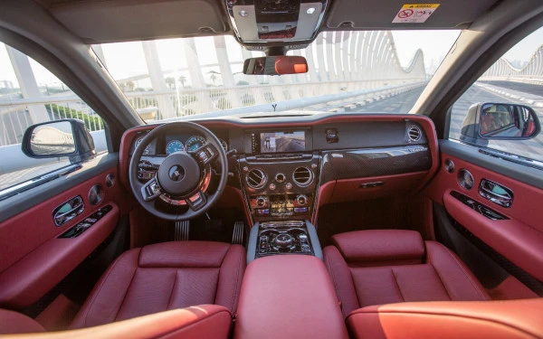 Rolls Royce Cullinan (Grey), 2022