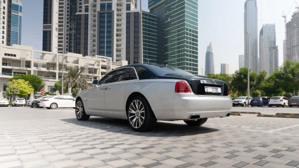 Rolls Royce Ghost (Silver), 2020