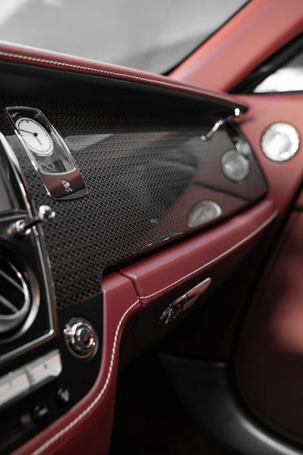 Rolls Royce Wraith Black Badge (Maroon), 2019