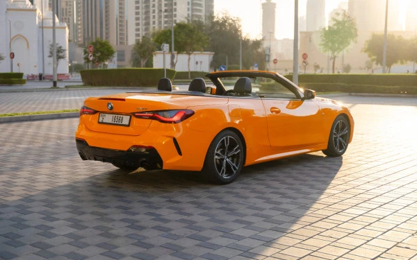 BMW 430i cabrio (Orange), 2023