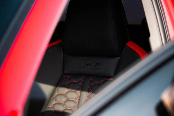 Audi RS3 Red Pack Carbon (Red), 2022