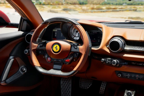 Ferrari 812 Superfast (Rot), 2019