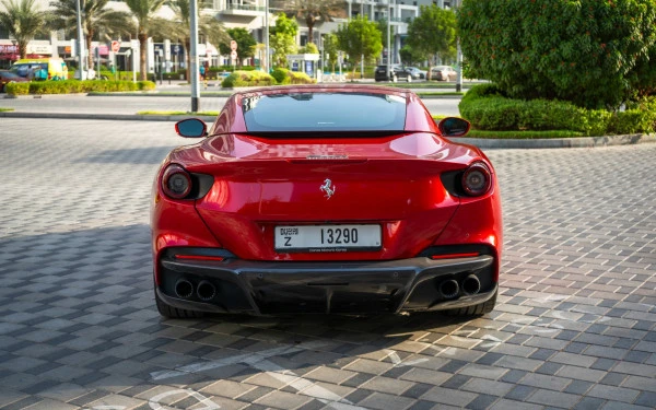Ferrari Portofino Rosso (Rot), 2023