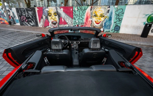 Ford Mustang cabrio (Red), 2023