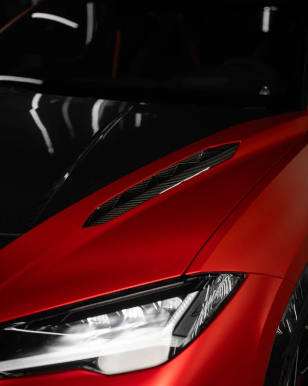 Lamborghini Urus (Красный), 2023