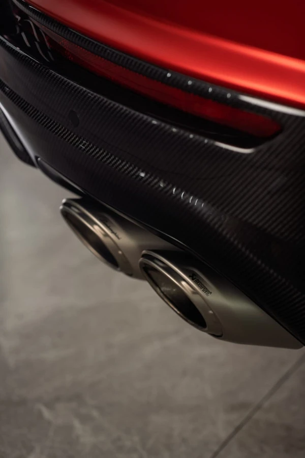 Lamborghini Urus (Красный), 2023