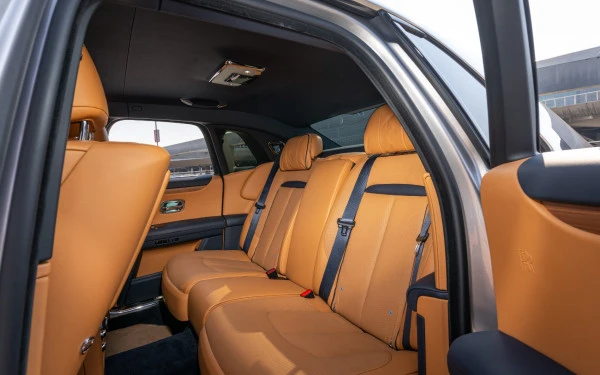 Rolls Royce Ghost (Silver Grey), 2022