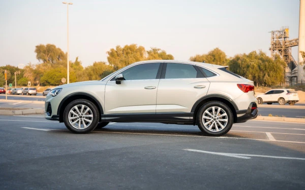 Audi Q3 Sportback (Silver), 2025