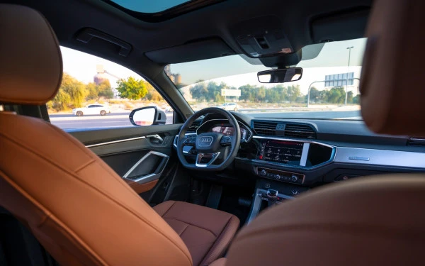 Audi Q3 Sportback (Silver), 2025